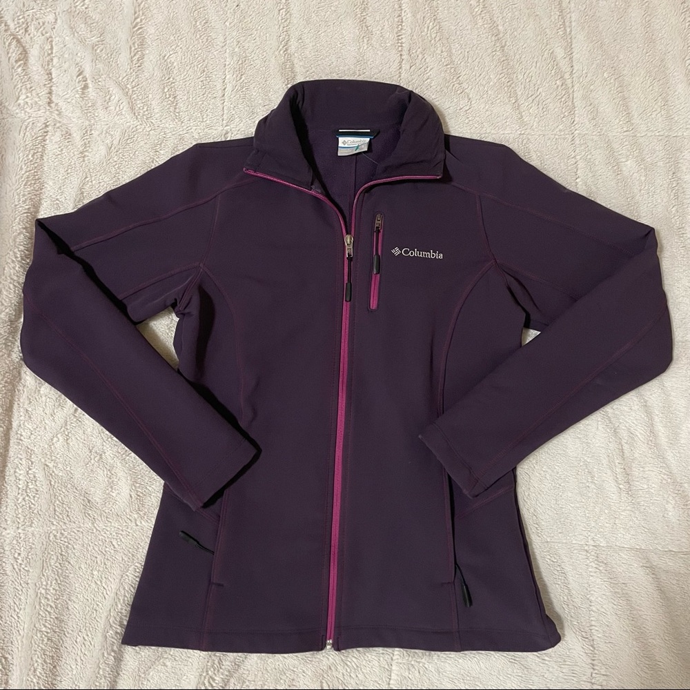 Columbia Plum Active Wear Jacket / Size S